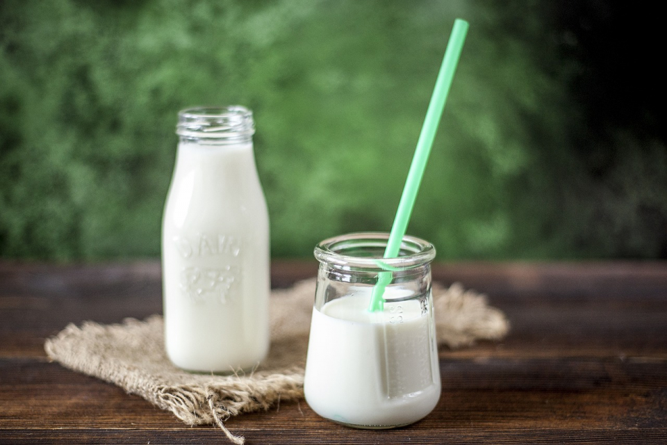 Alimentele fermentate precum iaurtul sunt sănătoase, dar pot conține zahăr