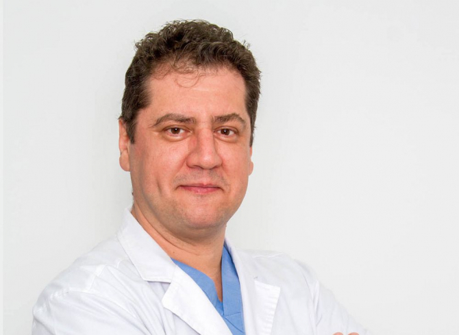Dr. Dragoș Zamfirescu. foto: clinicazetta.ro