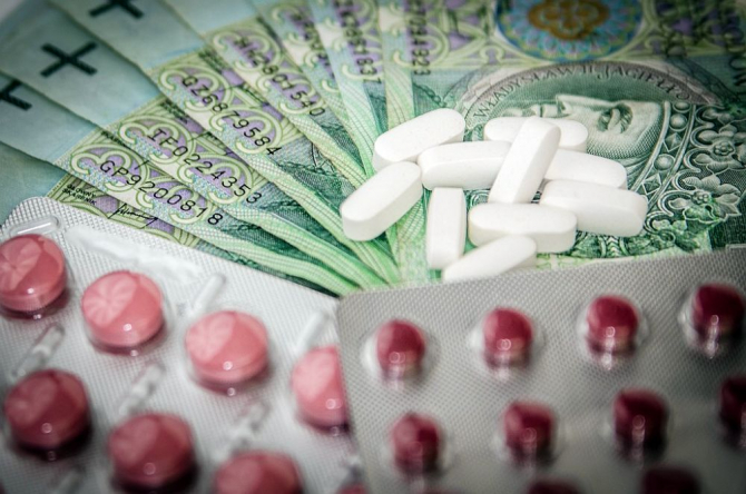 Cele mai profitabile companii farmaceutice au câștigat, în total, din vânzările de medicamente, 368,9 miliarde de dolari
