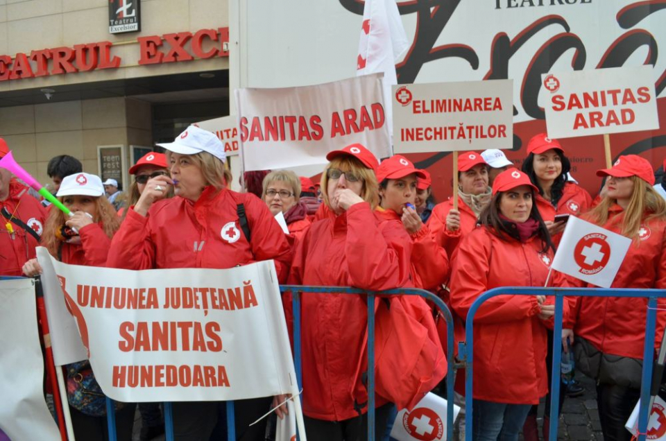 Peste 280 de sindicaliști au pichetat în martie Ministerul Sănătății. FOTO: Sanitas