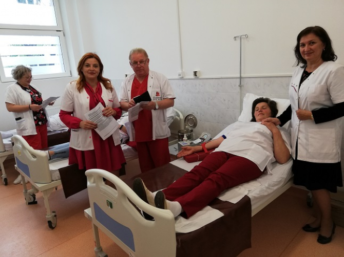 Medici, asistenți și angajați ai spitalului din Baia Mare au donat sânge