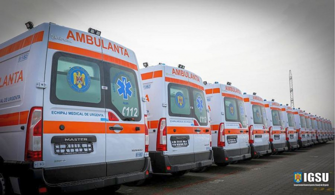 Ambulanțele tip B2 sunt deservite de achipaj cu asistent medical. FOTO: IGSU