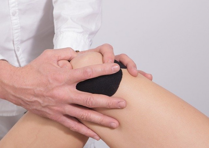 cauze ale edemului genunchiului fără durere