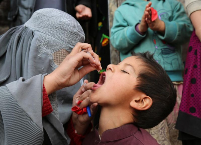 Vaccinarea poliomielită. Foto: Tuuli Hongisto /  OMS