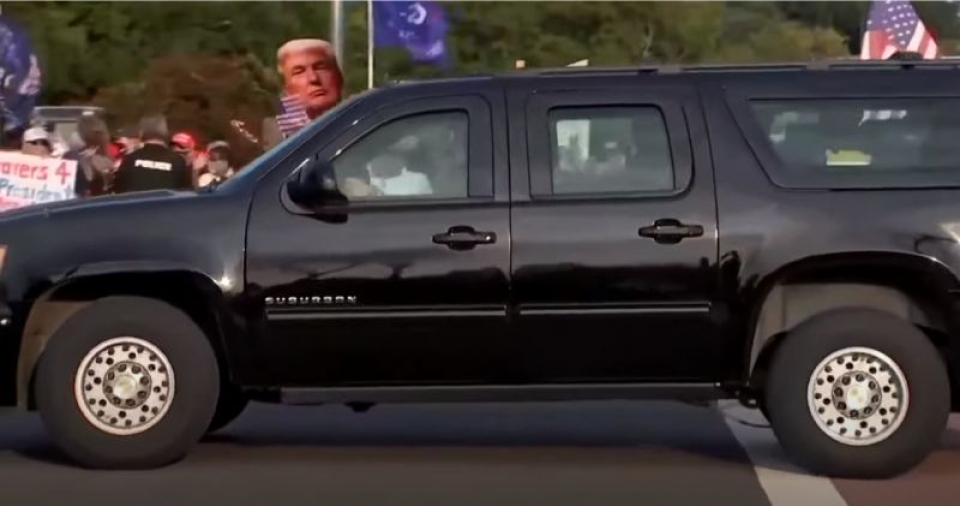 Donald Trump i-a pus în pericol pe cei aflați în SUV-ul care este închis ermetic. Foto: Print screen WTVR CBS 6