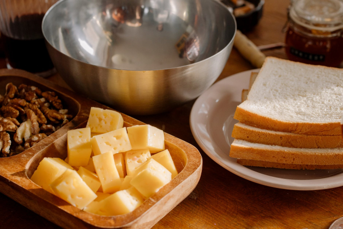 Brânză vegetală făcută în casă. Dr. Mihaela Bilic, despre PERICOLUL din magazine, FOTO pexels