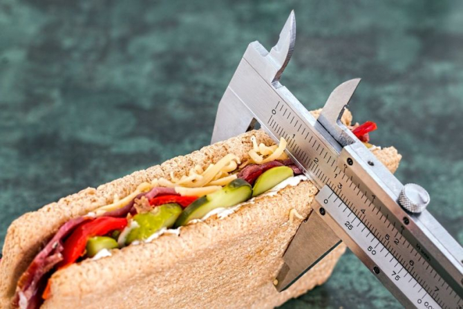 Dieta perfectă presupune să-ți calculezi deficitul caloric. Foto: Pixabay