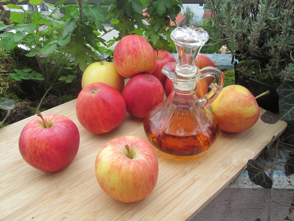 Oțetul de mere, beneficii. Foto: Pixabay
