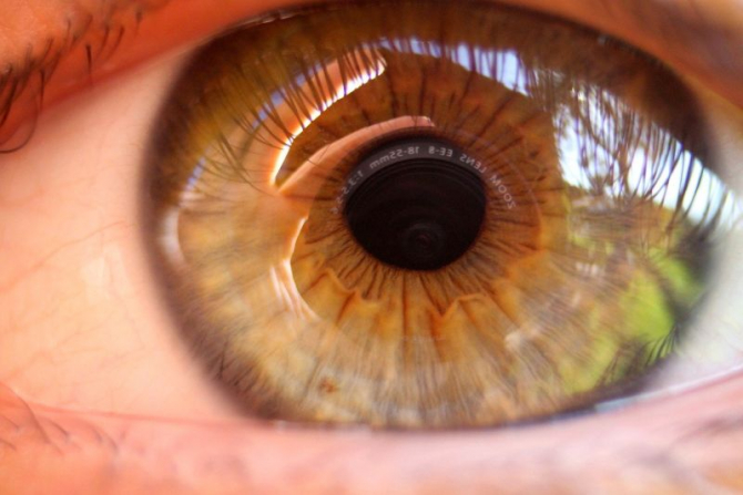 VIDEO: Ochelarii care pot reda vederea