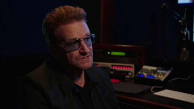 Bono trebuie să poarte mereu ochelarii de soare