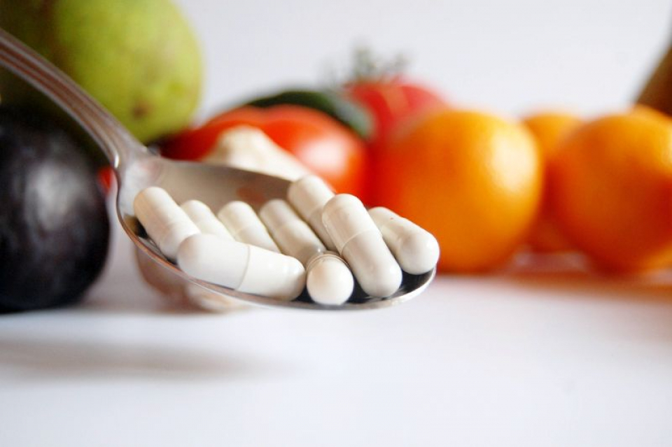 Interacțiuni periculoase între alimente și medicamente. Foto: Pixabay