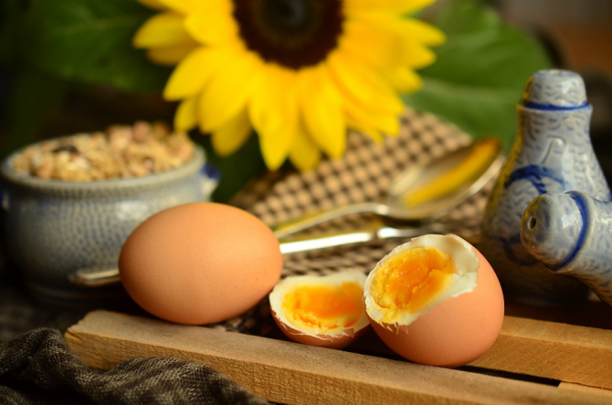 Beneficiile consumului de ouă