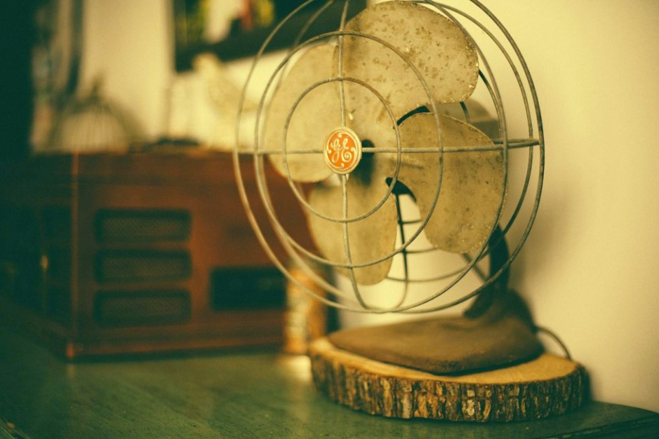Ventilatorul îți poate face rău. Foto: PIxabay