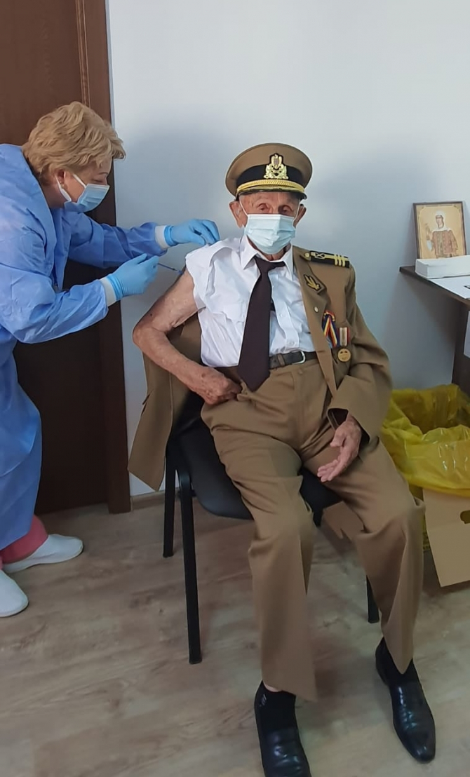 Veteranul Ion Procopie  FOTO: RO Vaccinare