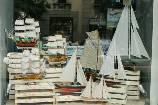 Barcă cu pânze, simbol al norocului  FOTO: pexels.com