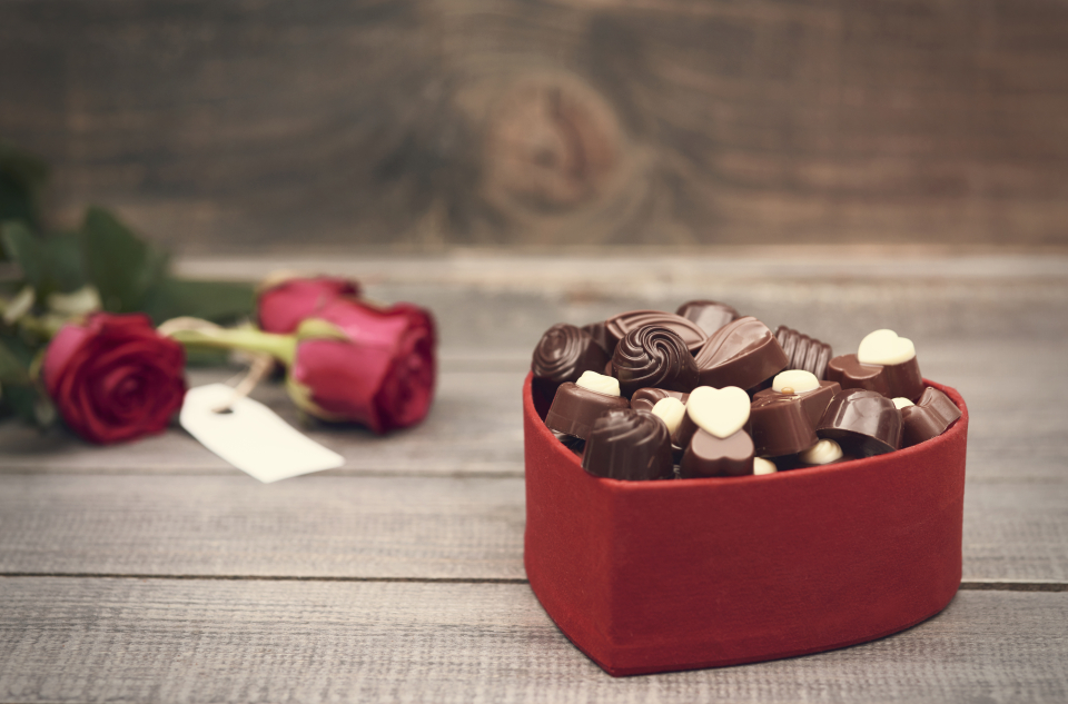 Ciocolata primită de Ziua Îndrăgostiților, cel mai puternic tratament - Foto: Freepick @gpointstudio
