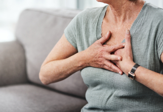 insuficienta cardiaca - FOTO: Freepik@YuriArcursPeopleimages
